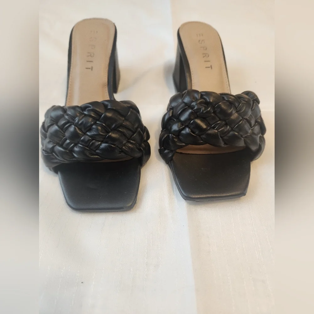 Esprit Sandals - Picture 2 of 11